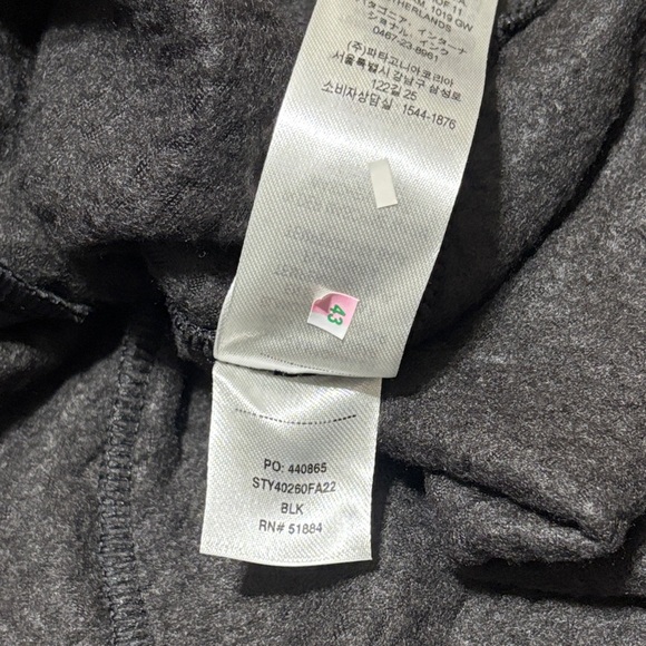 Patagonia R1 Air Jacket w Hood - Picture 8 of 9